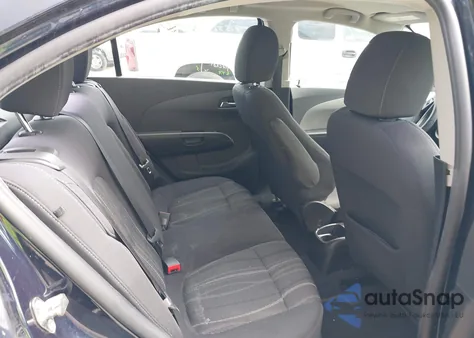 2015 Chevrolet Sonic Lt z USA, uszkodzony, nr VIN 1G1JC5SHXF4179640